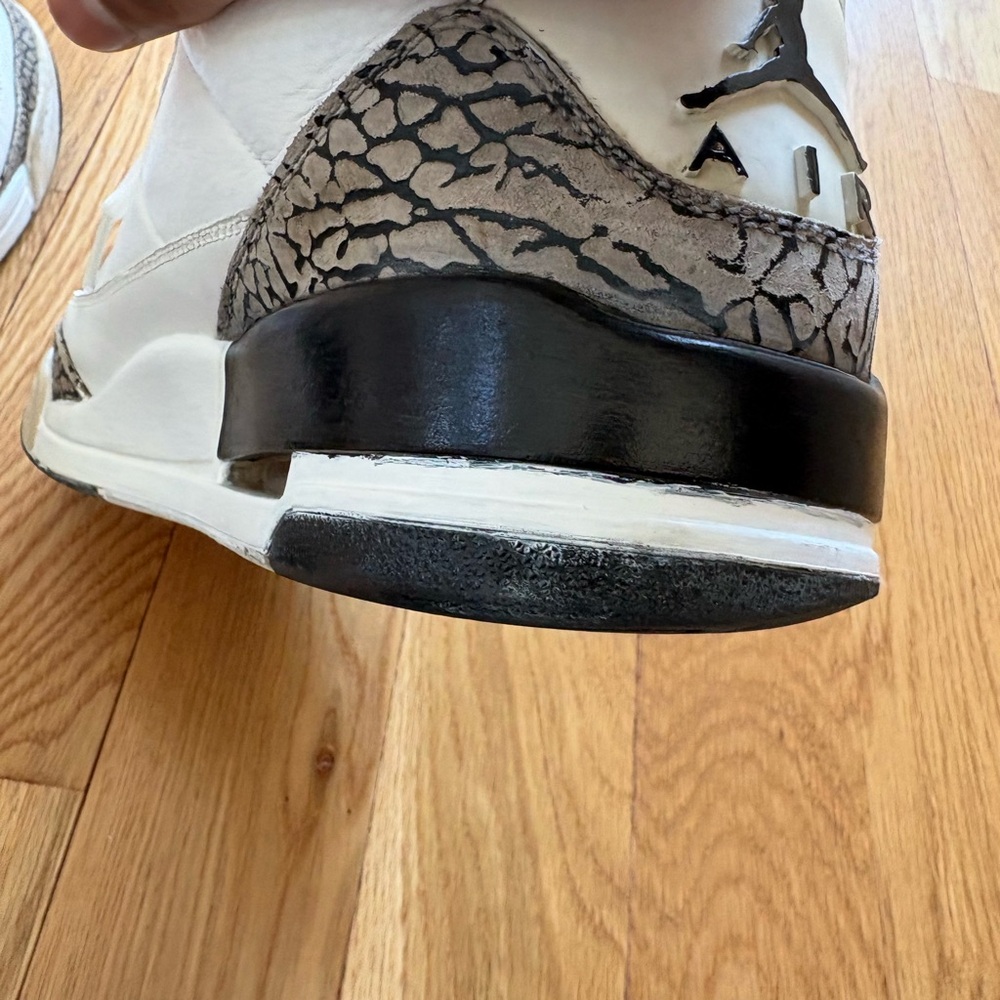 Size 10 - Air Jordan 3 Retro Infrared 23 2014 - Amateur Restoration Customized - Picture 15 of 16